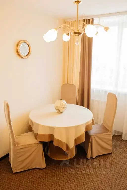 Комната Омская область, Омск ул. Перелета, 1 - Фото 2