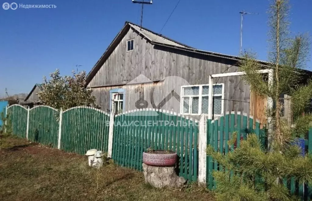 Дом в Новосибирская область, Коченёвский муниципальный район, посёлок ... - Фото 0