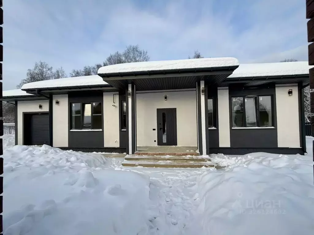 Дом в Калужская область, Жуковский муниципальный округ, Корсаково ... - Фото 1