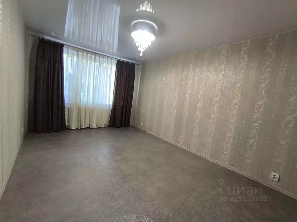 2-к кв. Волгоградская область, Волжский ул. Мира, 63 (48.2 м) - Фото 1