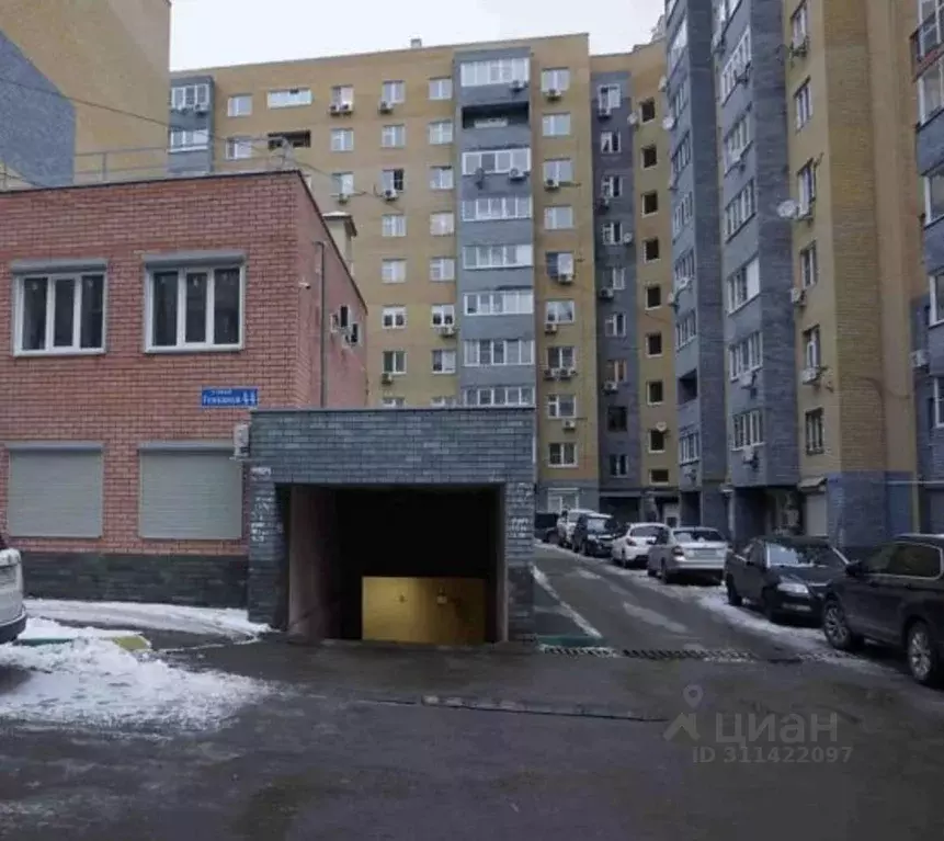 Гараж в Нижегородская область, Нижний Новгород ул. Дунаева, 17 (10 м) - Фото 0