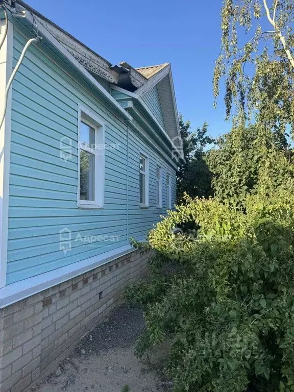 Дом в Волгоградская область, Волгоград Мингечаурская ул. (73 м) - Фото 1