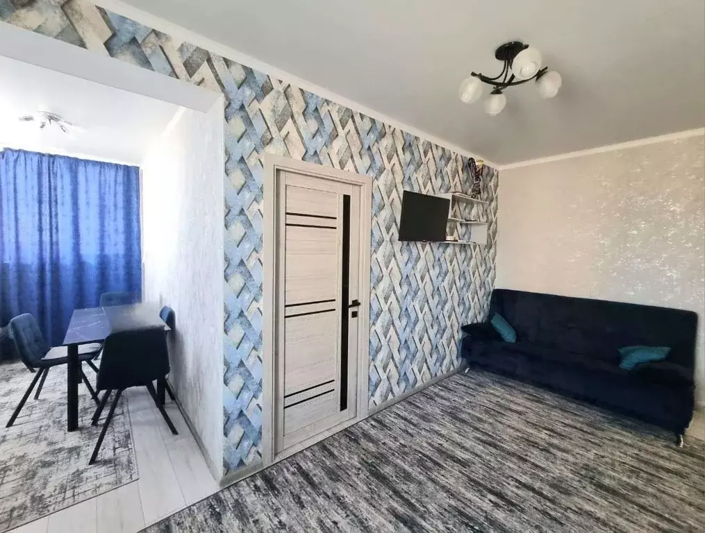 3-к кв. Краснодарский край, Краснодар Россинского мкр,  (67.4 м) - Фото 1