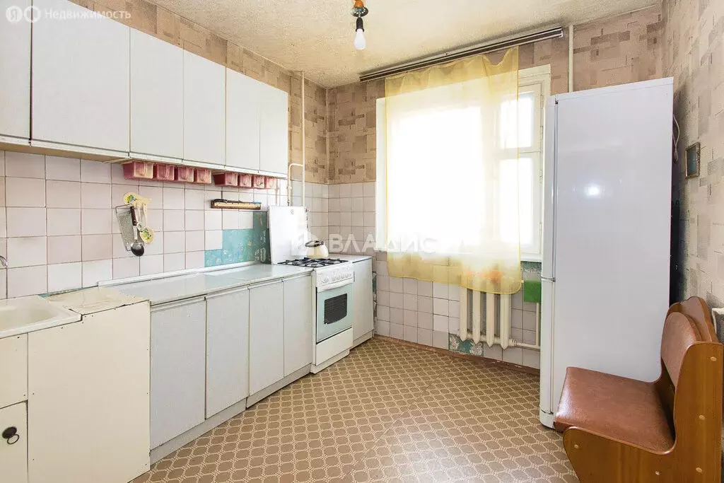 3-комнатная квартира: Владимир, улица Комиссарова, 1А (65.8 м) - Фото 1