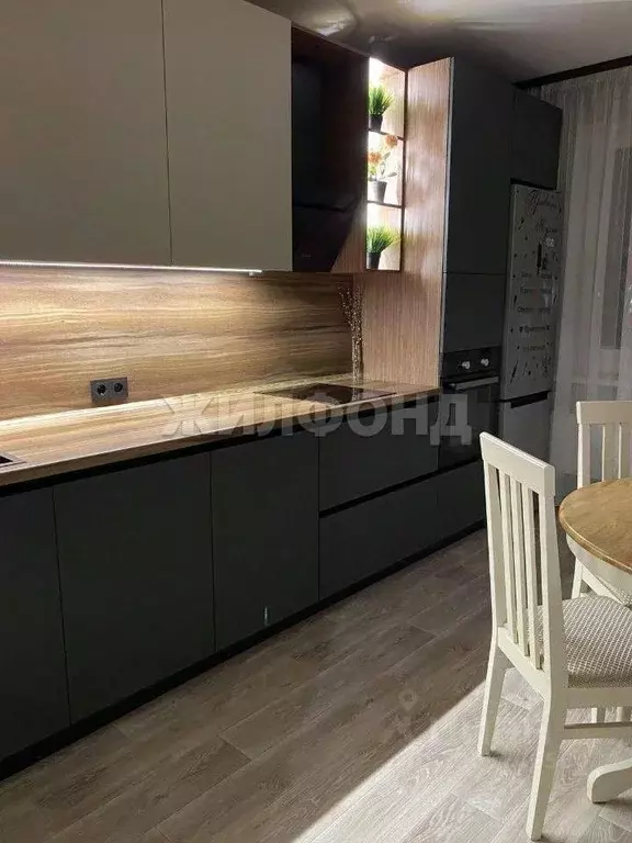 3-к кв. Томская область, Томск Сибирская ул., 56 (78.0 м) - Фото 2