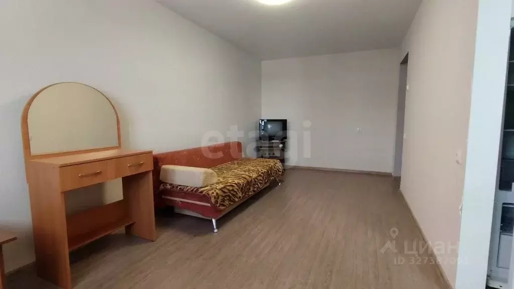 1-к кв. Курганская область, Курган Заозерный жилрайон, 1-й мкр, ул. ... - Фото 2