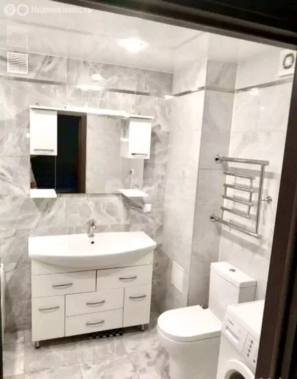 3-комнатная квартира: Саратов, 4-й проезд имени Н.Г. Чернышевского, 3Б ... - Фото 1