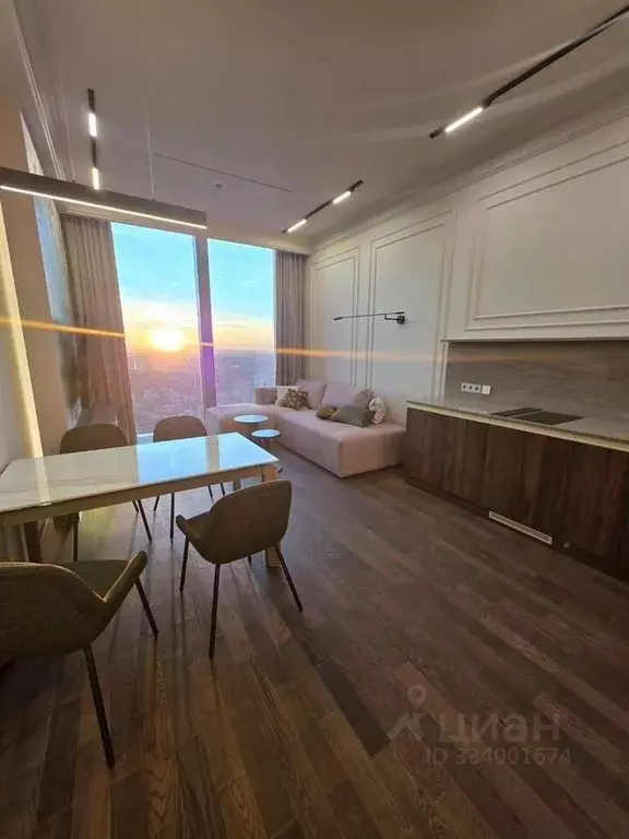 2-к кв. Москва 1-й Красногвардейский проезд, 22с1 (65.0 м) - Фото 1