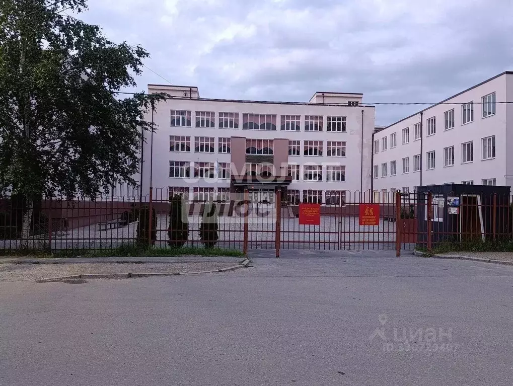 2-к кв. Кабардино-Балкария, Нальчик Московская ул., 7 (82.0 м) - Фото 2