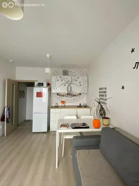 Квартира-студия: Екатеринбург, улица 40-летия Комсомола, 2Д (23 м) - Фото 1