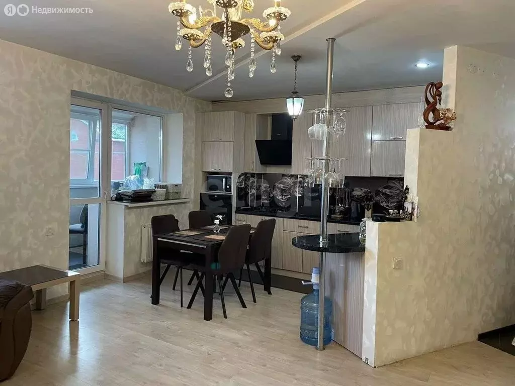 3-комнатная квартира: Сыктывкар, район Лесозавод, Школьная улица, 2/3 ... - Фото 1