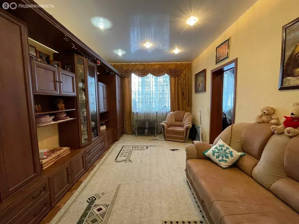 3-комнатная квартира: Миасс, Ильменская улица, 93 (66.2 м) - Фото 1