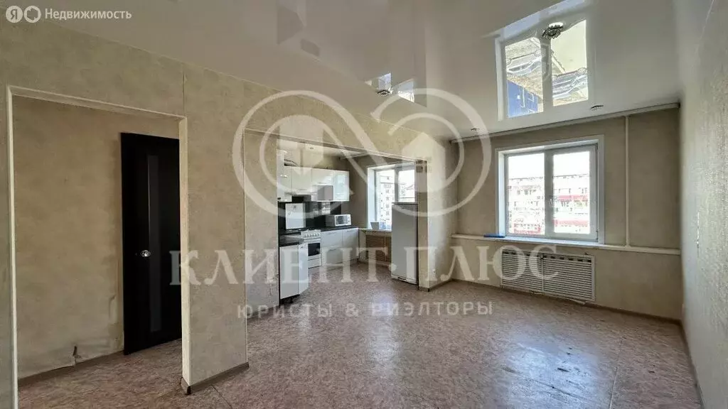 3-комнатная квартира: Южно-Сахалинск, планировочный район Луговое, ... - Фото 1