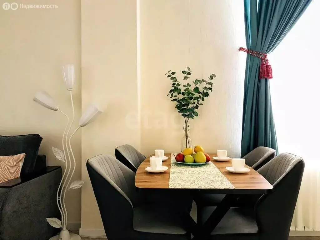 1-комнатная квартира: Махачкала, улица Времена Года, 9к2 (50 м) - Фото 2