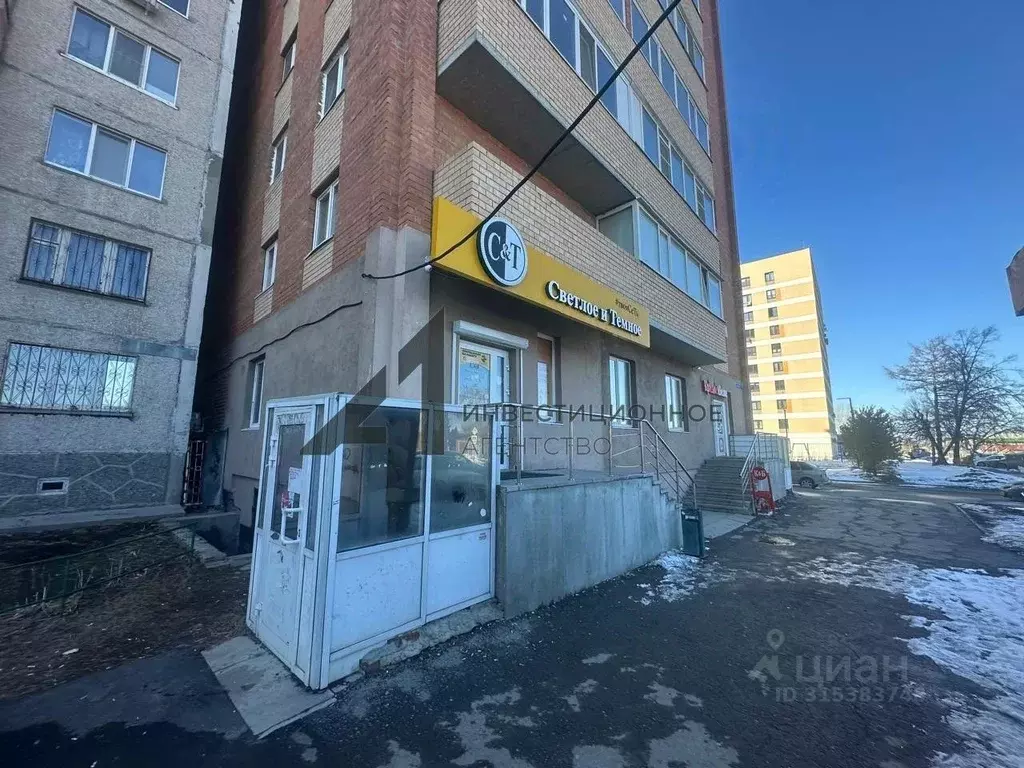 Торговая площадь в Тюменская область, Тюмень ул. 9 Января, 162/1 (229 ... - Фото 1