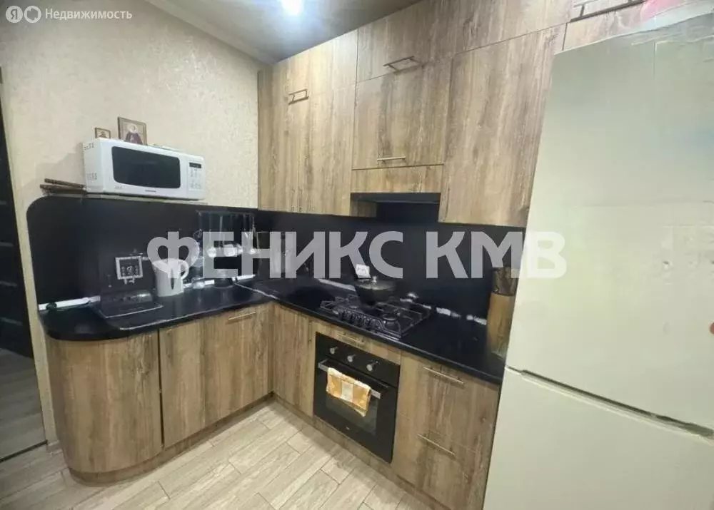 3-комнатная квартира: Лермонтов, улица Решетника, 2 (67 м) - Фото 1