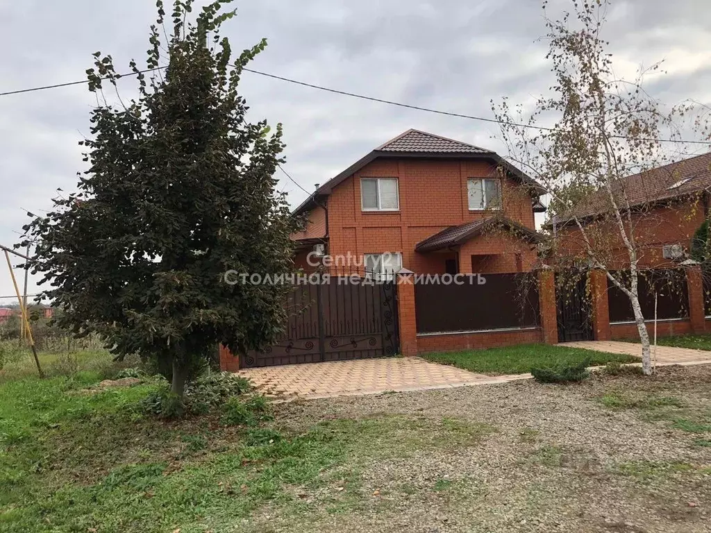 Дом в Краснодарский край, Динской район, с. Красносельское  (215 м) - Фото 1