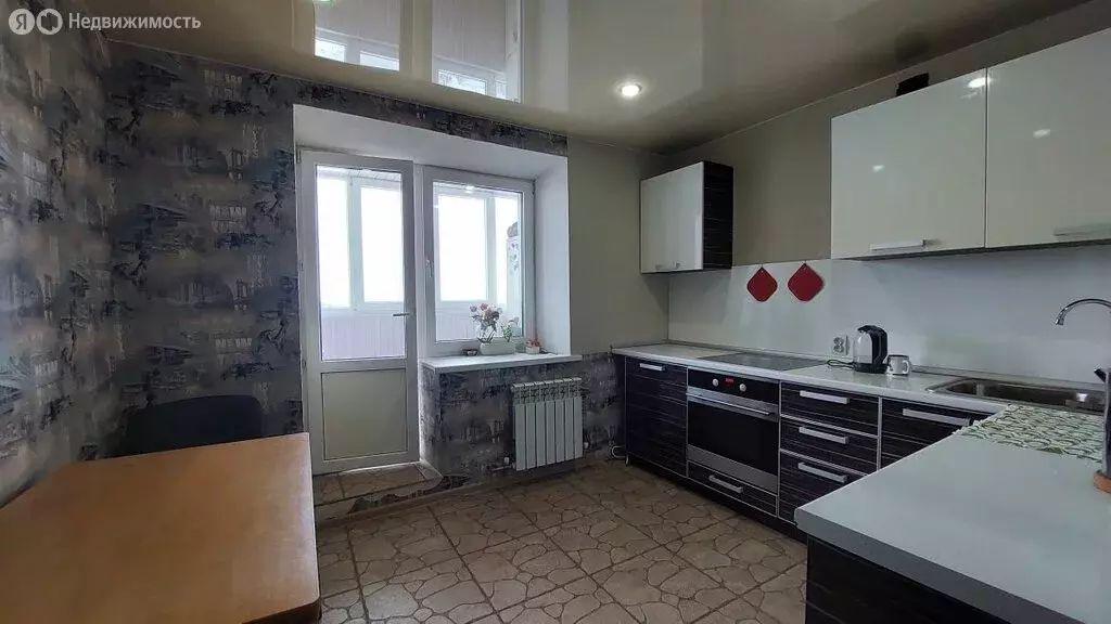 2-комнатная квартира: Тамбов, Свободная улица, 10 (51 м) - Фото 0