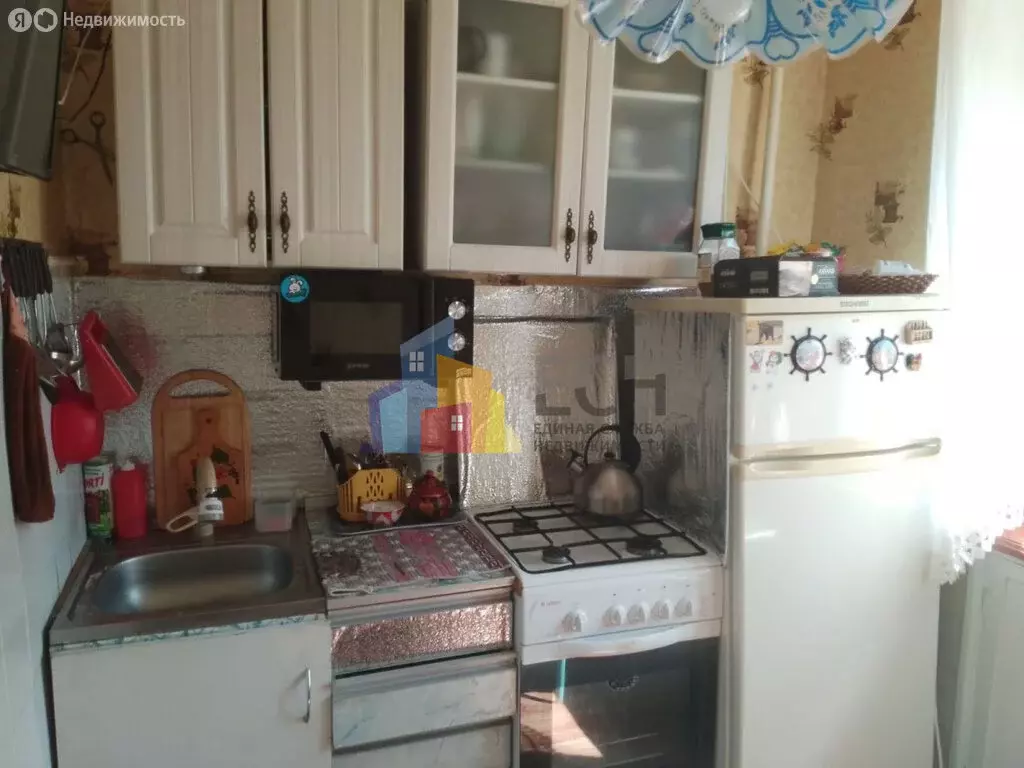 3-комнатная квартира: Суворов, Садовая улица, 8 (50.9 м) - Фото 0