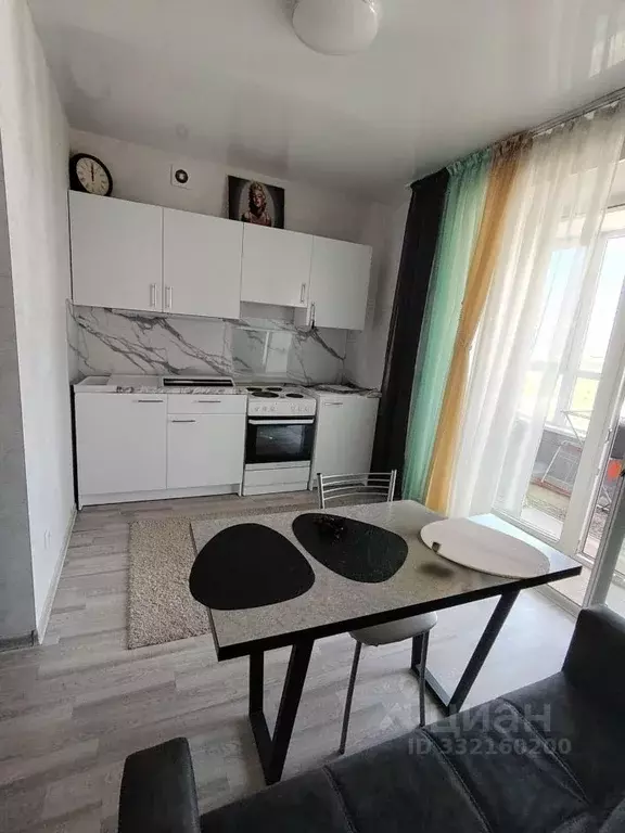 3-к кв. Алтайский край, Барнаул ул. Антона Петрова, 221Д (58.0 м) - Фото 1