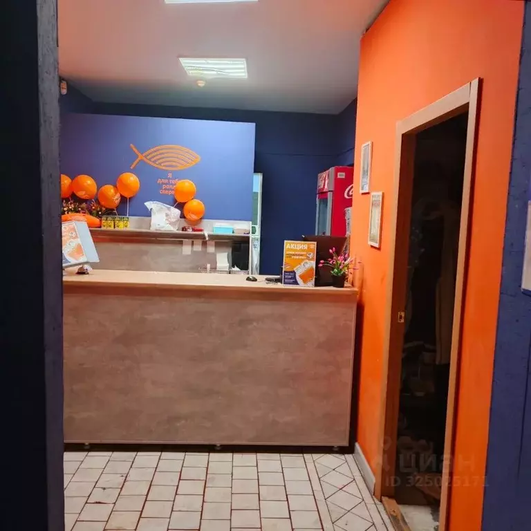 Помещение свободного назначения в Челябинская область, Миасс просп. ... - Фото 1