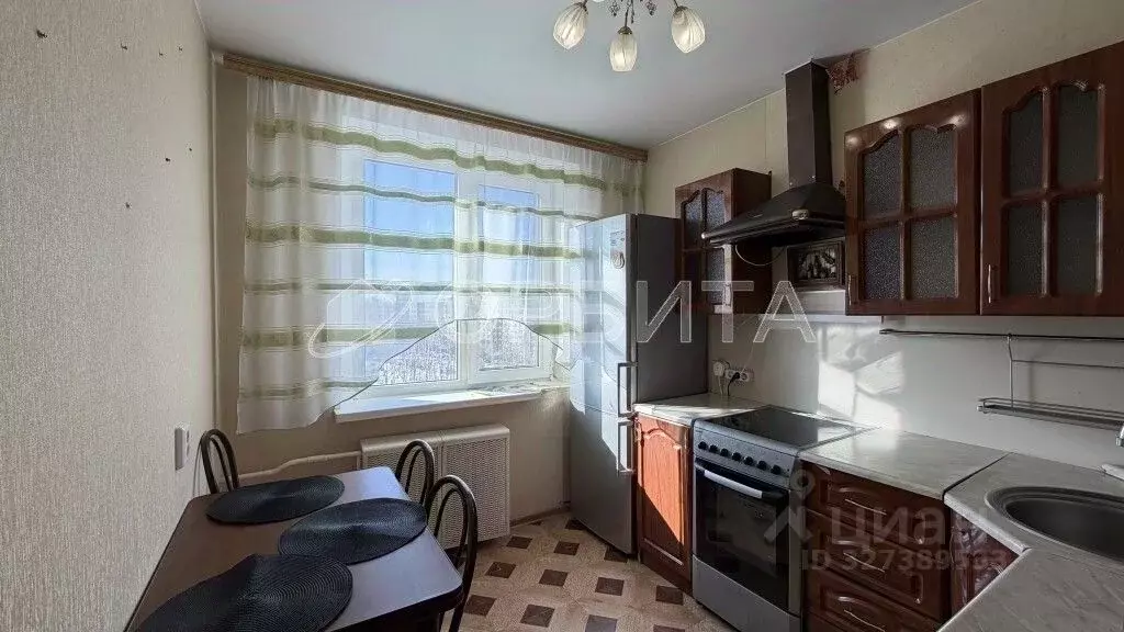 2-к кв. Тюменская область, Тюмень ул. 30 лет Победы, 50 (42.7 м) - Фото 1