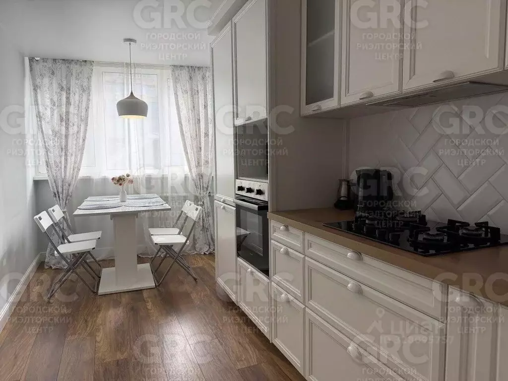 2-к кв. Краснодарский край, Сочи Центральный мкр, ул. Островского, 67 ... - Фото 1