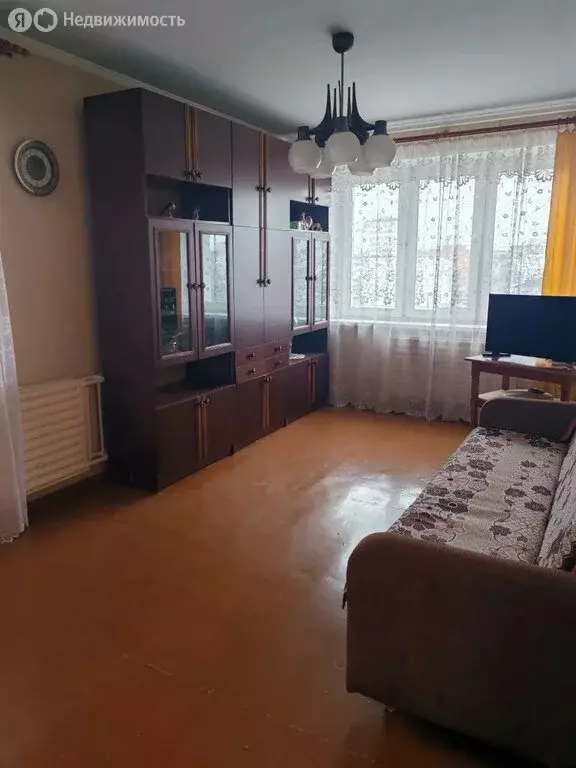 3-комнатная квартира: Уфа, Айская улица, 54/1 (74 м) - Фото 1