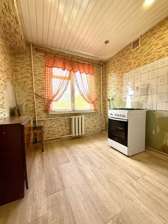 3-к кв. Удмуртия, Ижевск ул. Дзержинского, 15 (55.9 м) - Фото 0