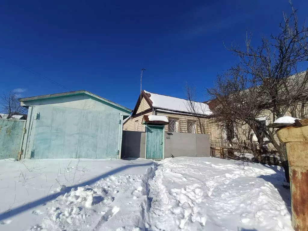 Дом в Саратовская область, Саратов ул. Имени С.Г. Лазо (62 м) - Фото 1