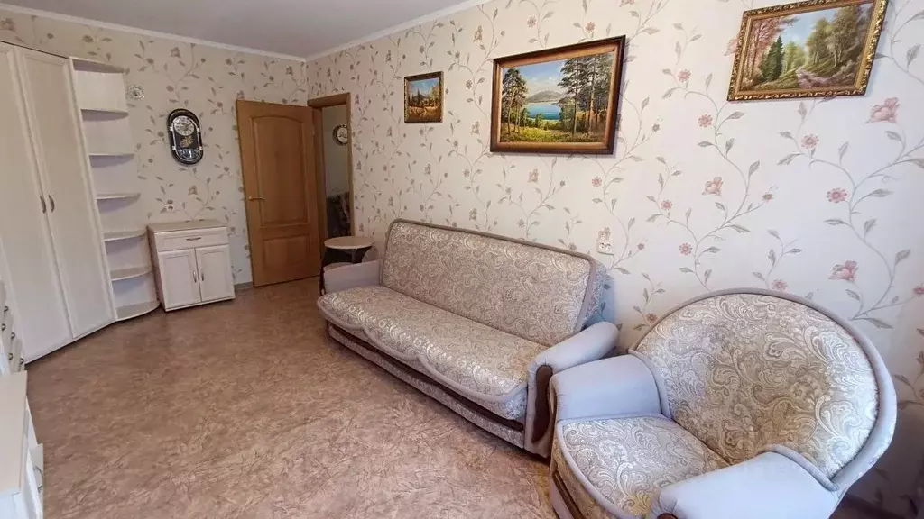 2-к кв. Псковская область, Псков Западная ул., 6 (54.0 м) - Фото 0