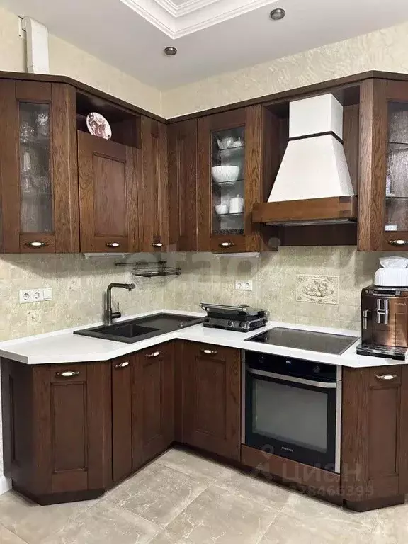 2-к кв. Москва ул. Архитектора Власова, 8 (98.0 м) - Фото 1