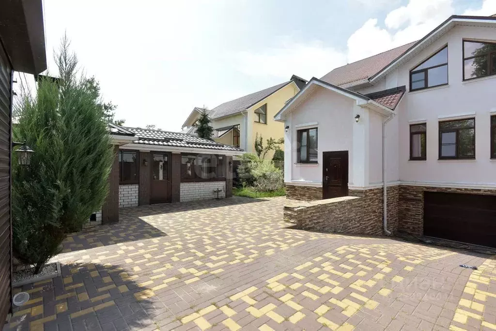 Дом в Воронежская область, Воронеж Братская ул., 29 (311 м) - Фото 1