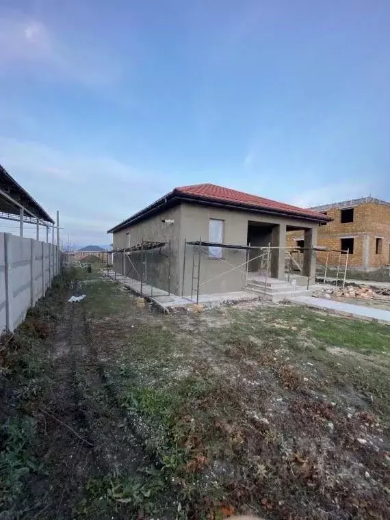 Дом в Крым, Симферопольский район, Добровское с/пос, с. Пионерское ул. ... - Фото 2