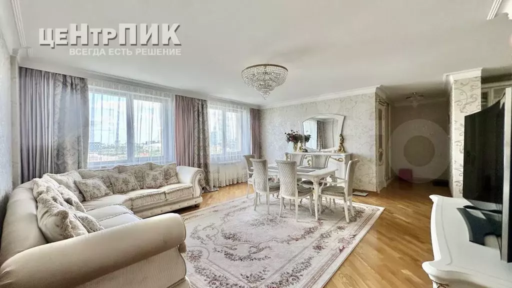 3-к. квартира, 90 м, 23/37 эт. - Фото 1