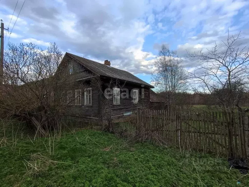 Дом в Новгородская область, Батецкий муниципальный округ, д. Скачели  ... - Фото 0