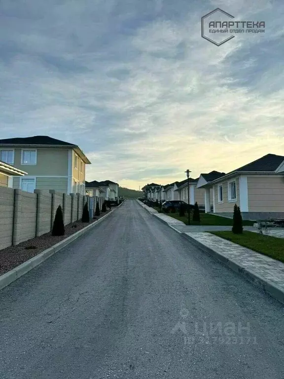 Дом в Крым, Симферопольский район, Трудовское с/пос, Династия кп  (110 ... - Фото 0