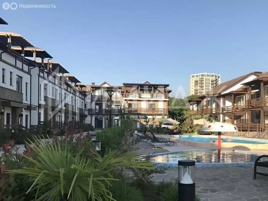 3-комнатная квартира: Сочи, улица Ленина, 219к7 (85 м) - Фото 0