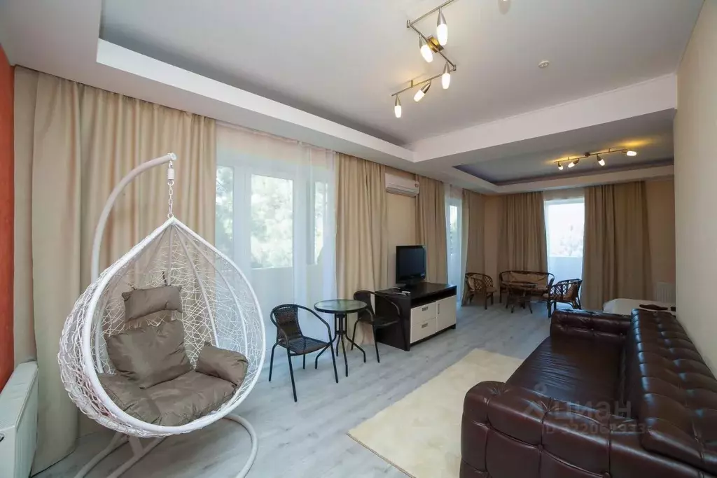 Комната Крым, Судак ш. Курортное, 3 (38.0 м) - Фото 1