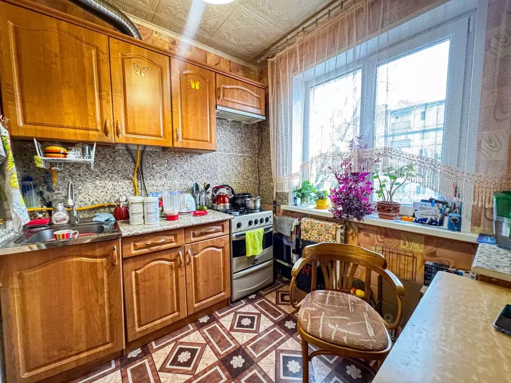 2-к кв. Московская область, Серпухов ул. Горького, 6 (44.7 м) - Фото 2