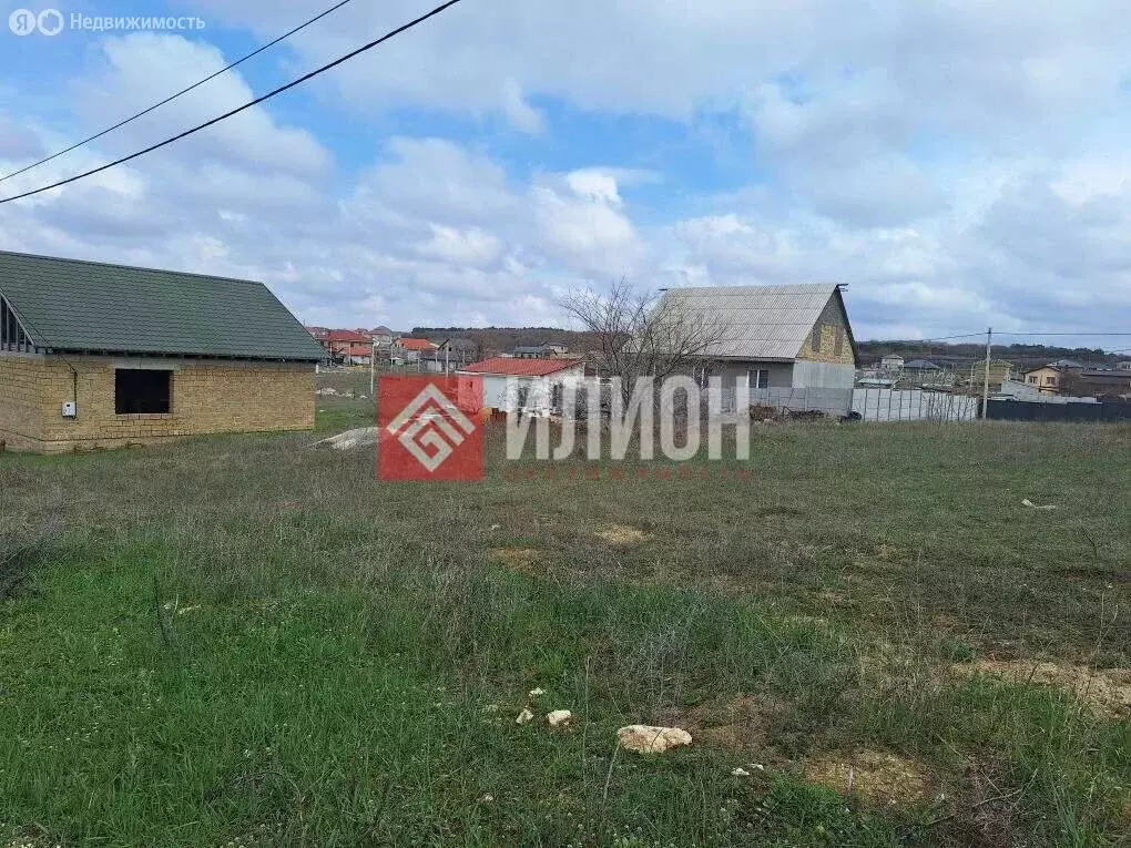 Участок в Мирное, улица Вити Коробкова, 6 (7.4 м) - Фото 1