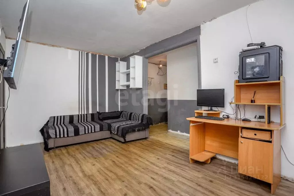 2-к кв. Приморский край, Владивосток Русская ул., 76А (44.1 м) - Фото 0