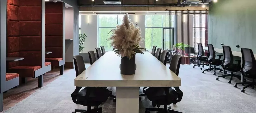 Офис в Санкт-Петербург Малоохтинский просп., 68 (425 м) - Фото 1