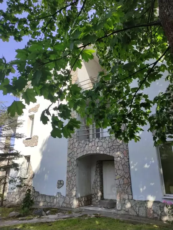 Коттедж в Санкт-Петербург пос. Стрельна, Красносельское ш., 4 (475 м) - Фото 2