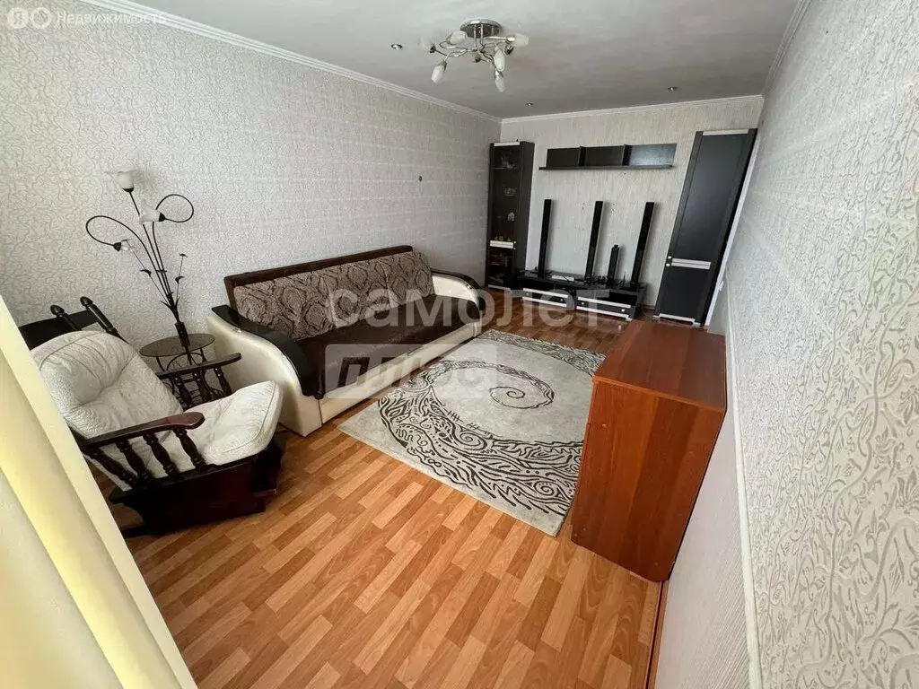 2-комнатная квартира: Октябрьский, проспект Ленина, 53 (50.3 м) - Фото 1