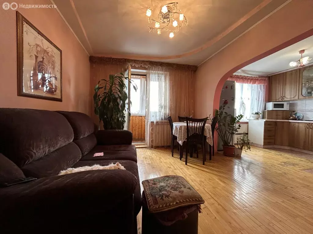 3-комнатная квартира: Челябинск, улица Калинина, 11Г (93.5 м) - Фото 1