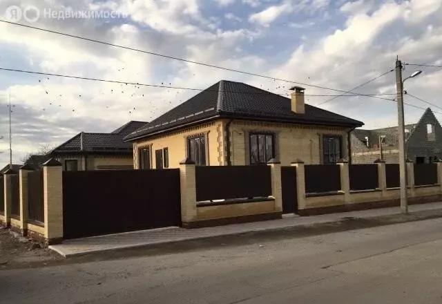 Дом в Ростов-на-Дону, Орская улица (100 м) - Фото 1