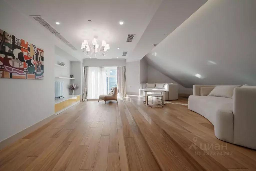 2-к кв. Москва 1-й Красногвардейский проезд, 15 (150.0 м) - Фото 2