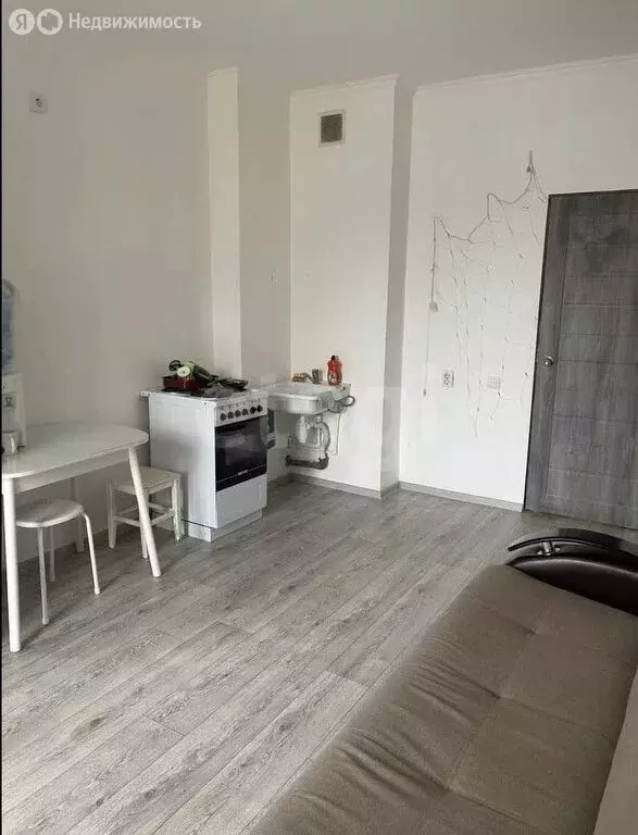 Квартира-студия: Якутск, улица Летчицы Веры Захаровой, 15/1 (25.2 м) - Фото 1