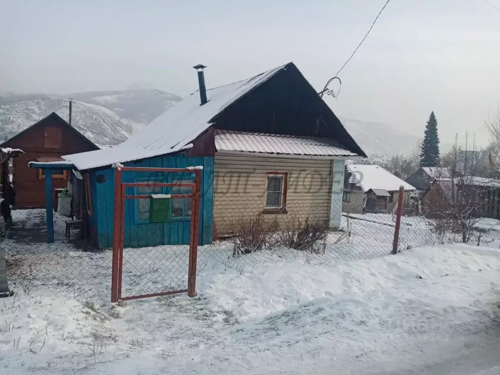 Дом в Алтай, Горно-Алтайск ул. Гоголя (25 м) - Фото 0